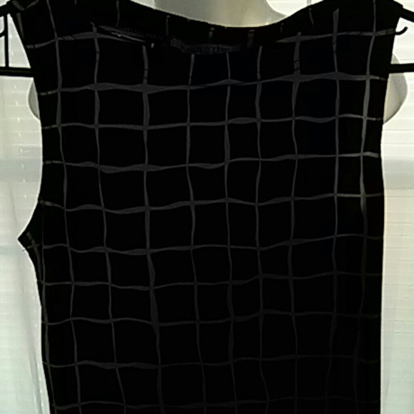 Black Dress - Picture 2 of 3